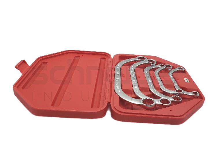 Offset end wrench set