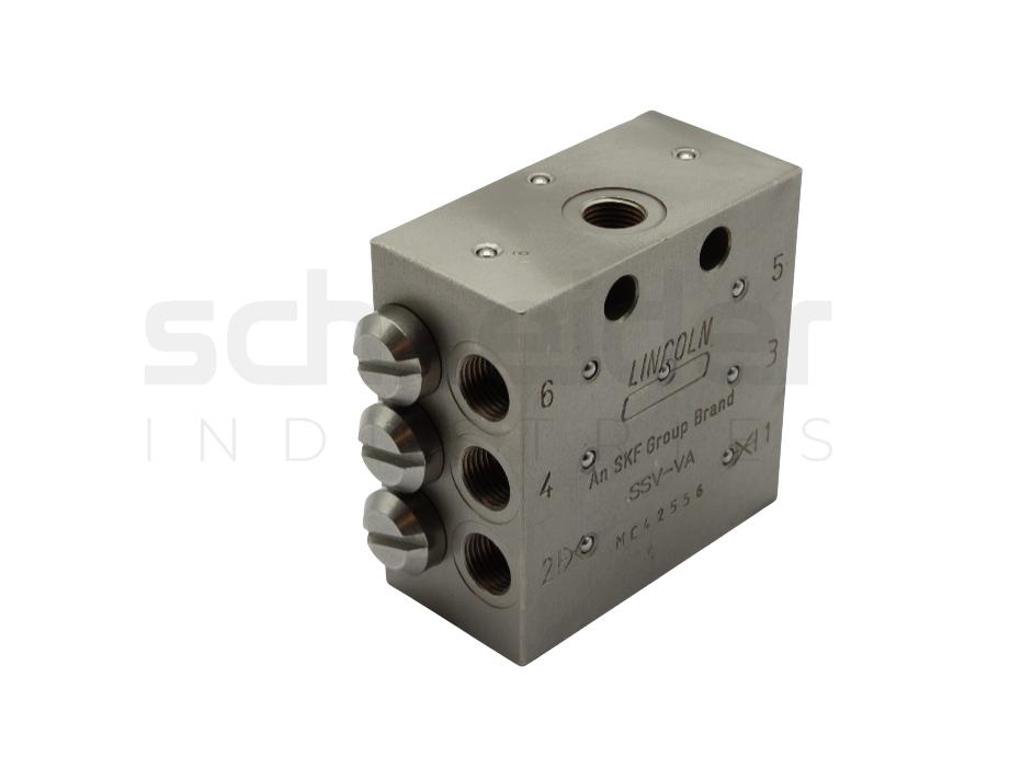 Lubricant distributor