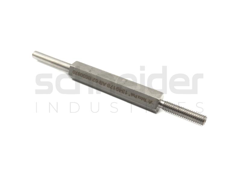 Axle pin